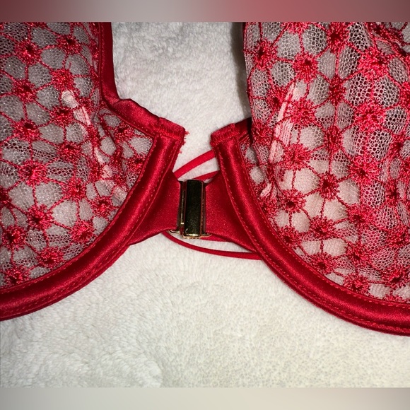 Victoria’s Secret Unlined Demi Bra Size 34D - Picture 2 of 6